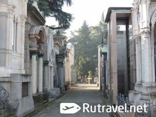Монументальное кладбище в Милане