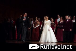 Метрополитен-опера