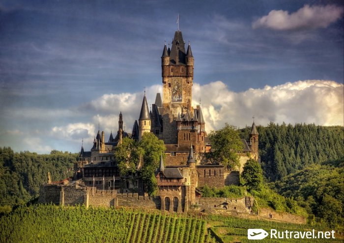 Топ-10 красивейших замков мира