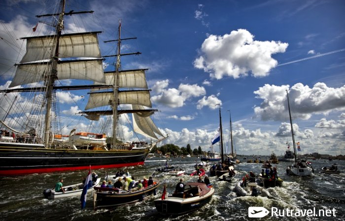 Фотографии кораблей из Амстердама - хочется уплыть на них в путешествие