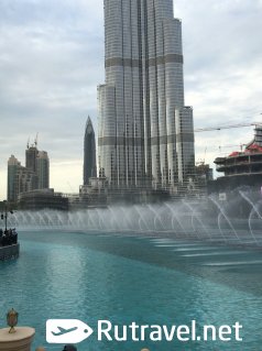 Фонтан в Дубае