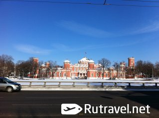 Петровский путевой дворец